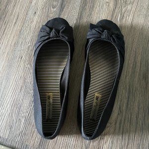 American Eagle Flats - Black shoes - Size 10